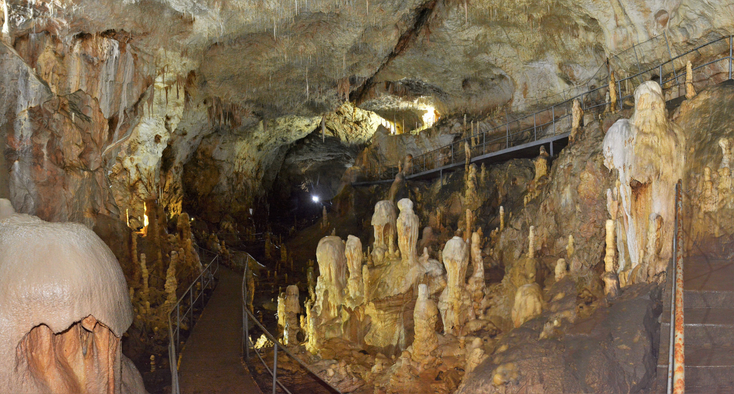 Espeleología — IUNDENIA